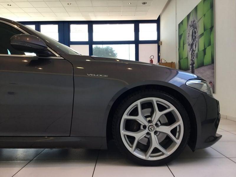 Alfa Romeo Giulia 2.2 Turbodiesel 210 CV AT8 AWD Q4 Veloce