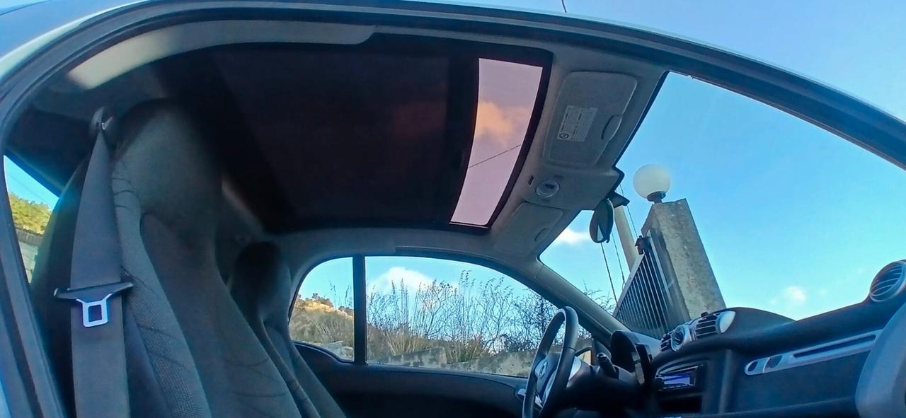 Smart ForTwo 1000 MHD coupé passion - 2012