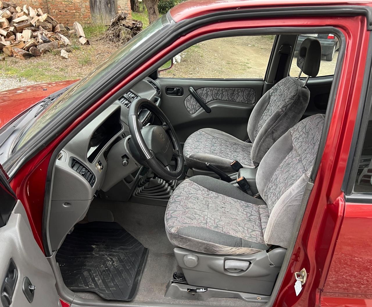 Nissan Terrano II 2.7 Tdi 3 porte SE