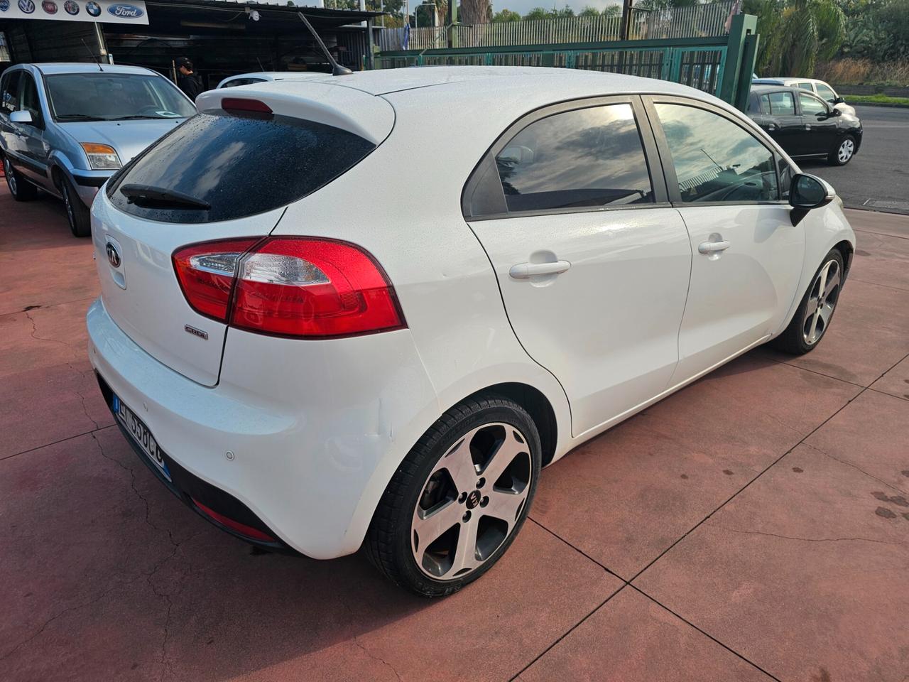 Kia Rio 1.4 CRDi 5p. Cool