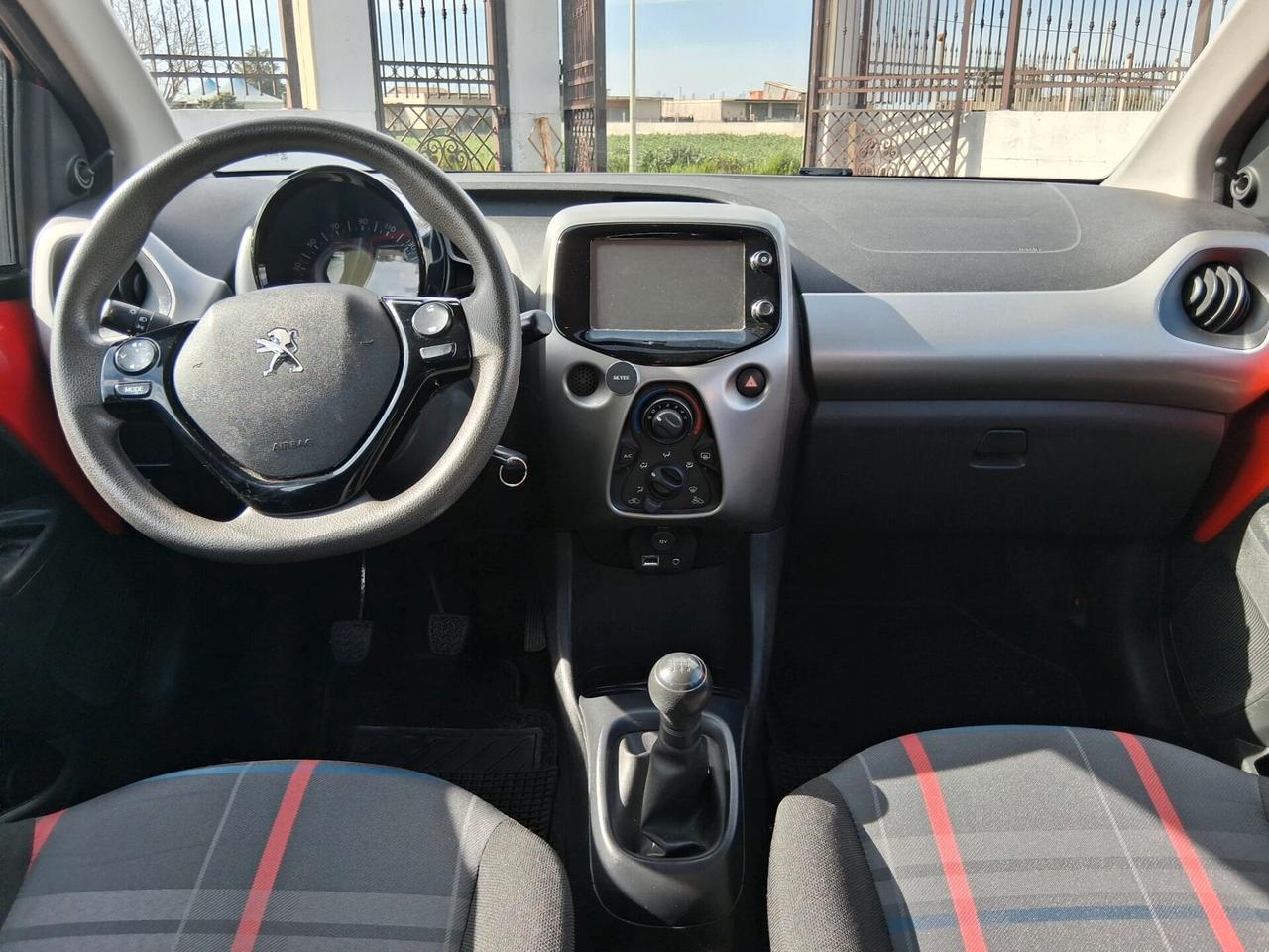 Peugeot 108 VTi 1.0cc 5 porte Allure TOP