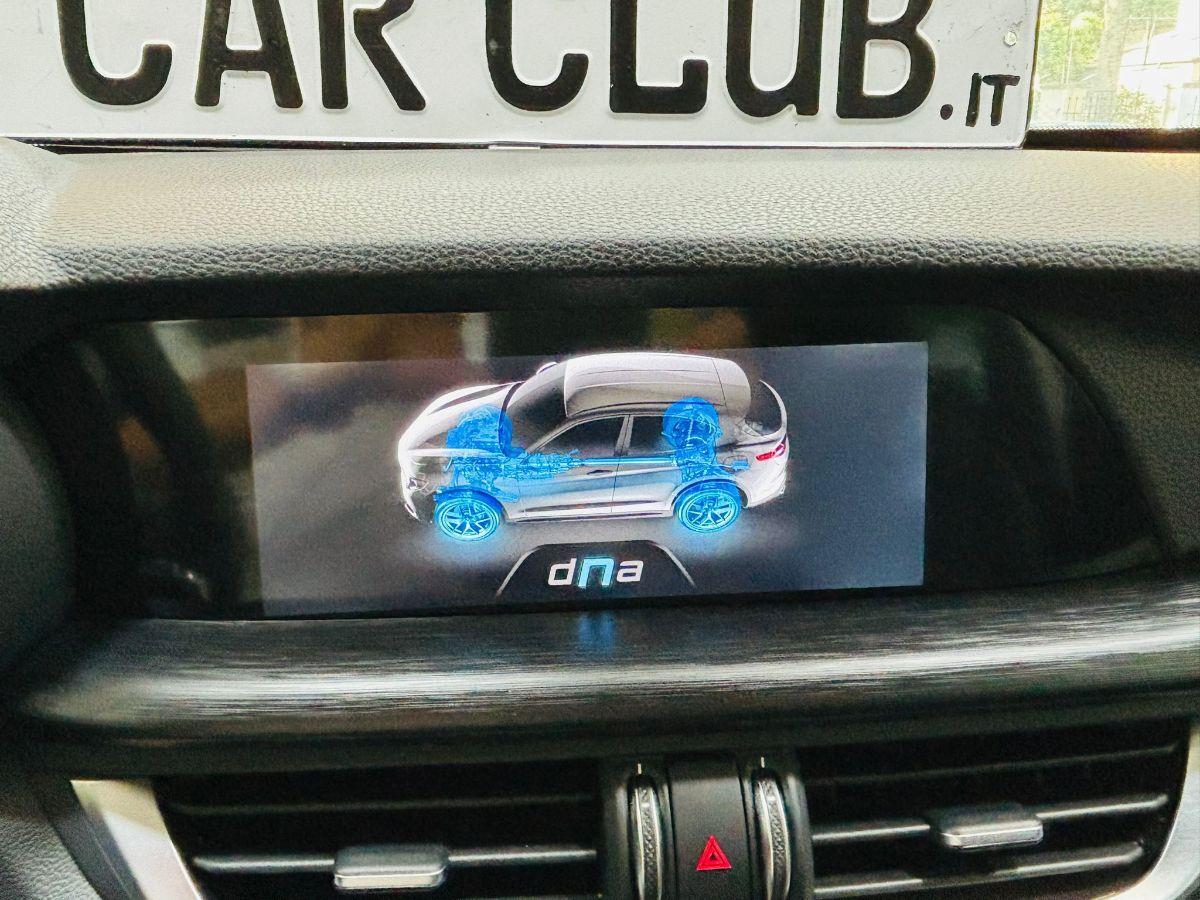 Alfa Romeo Stelvio 2.2 T.diesel 210 CV AT8 Q4 Exececutive