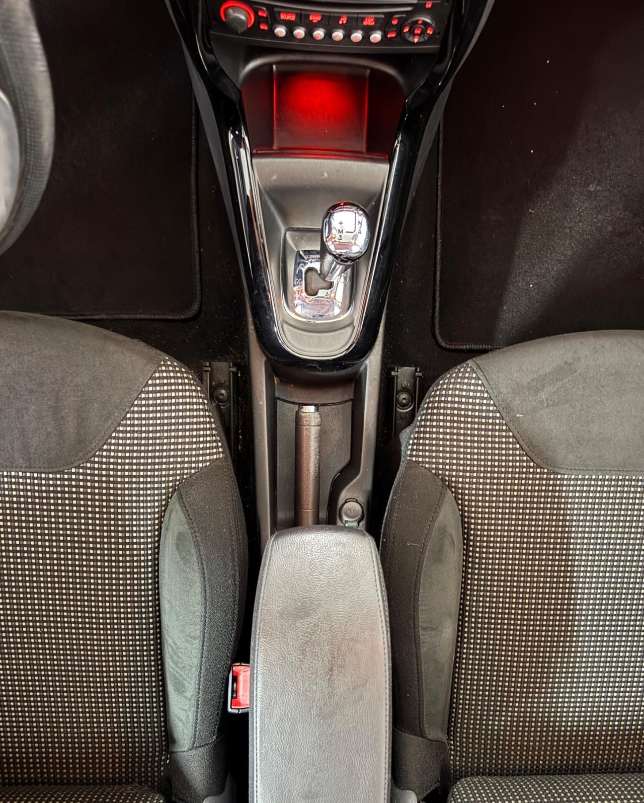 Citroen C3 1.4 HDi 70 Exclusive2015,CAMBIO AUTOMATICO