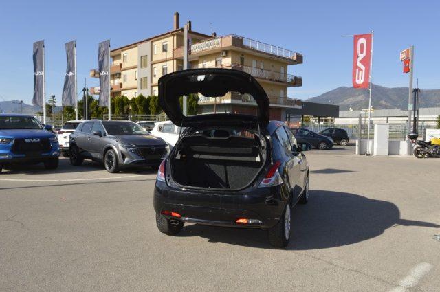 LANCIA Ypsilon 1.2 69 CV 5 porte Gold