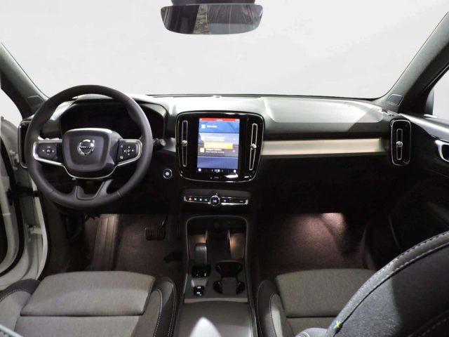 VOLVO XC40 B3 CORE AUTOMATICA KM0