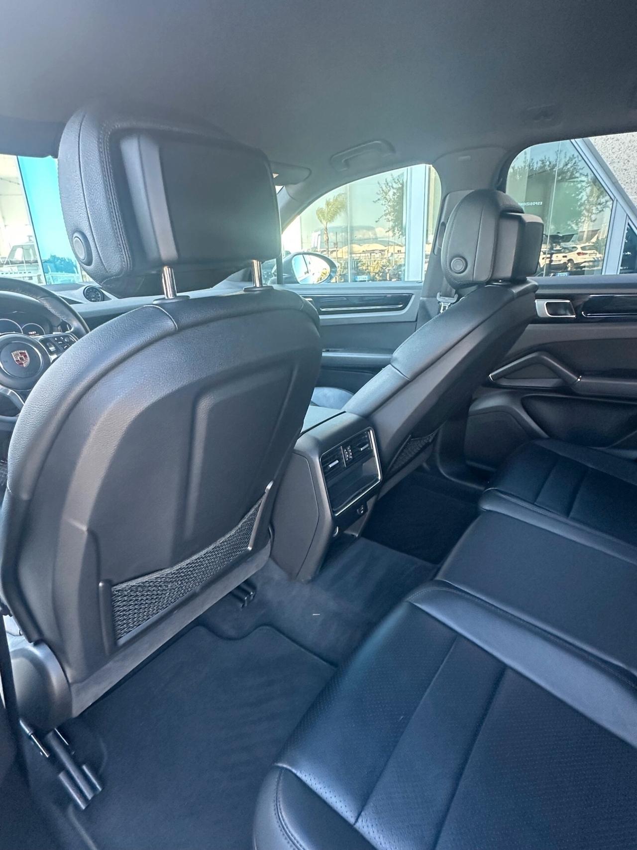 Porsche Cayenne 3.0 offerta T-Stock prezzo imperdibile
