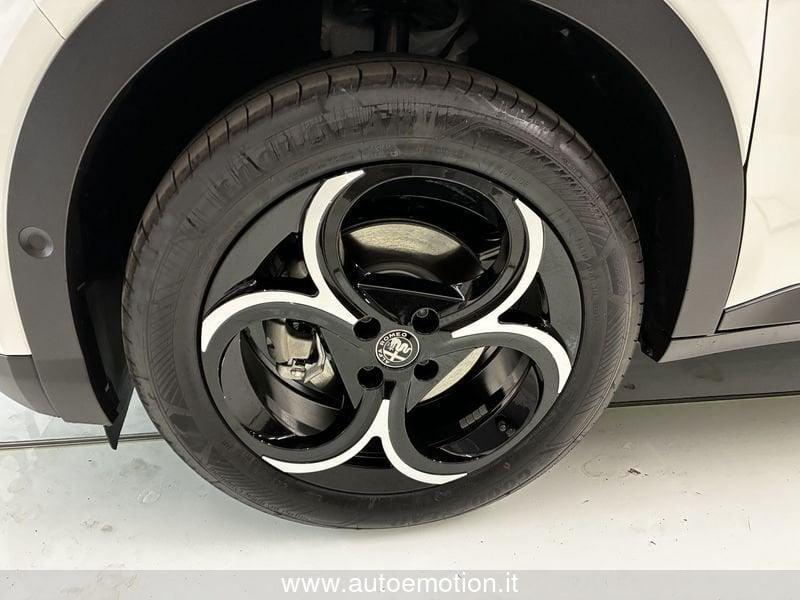 Alfa Romeo Junior 1.2 145 CV Hybrid eDCT6 Speciale
