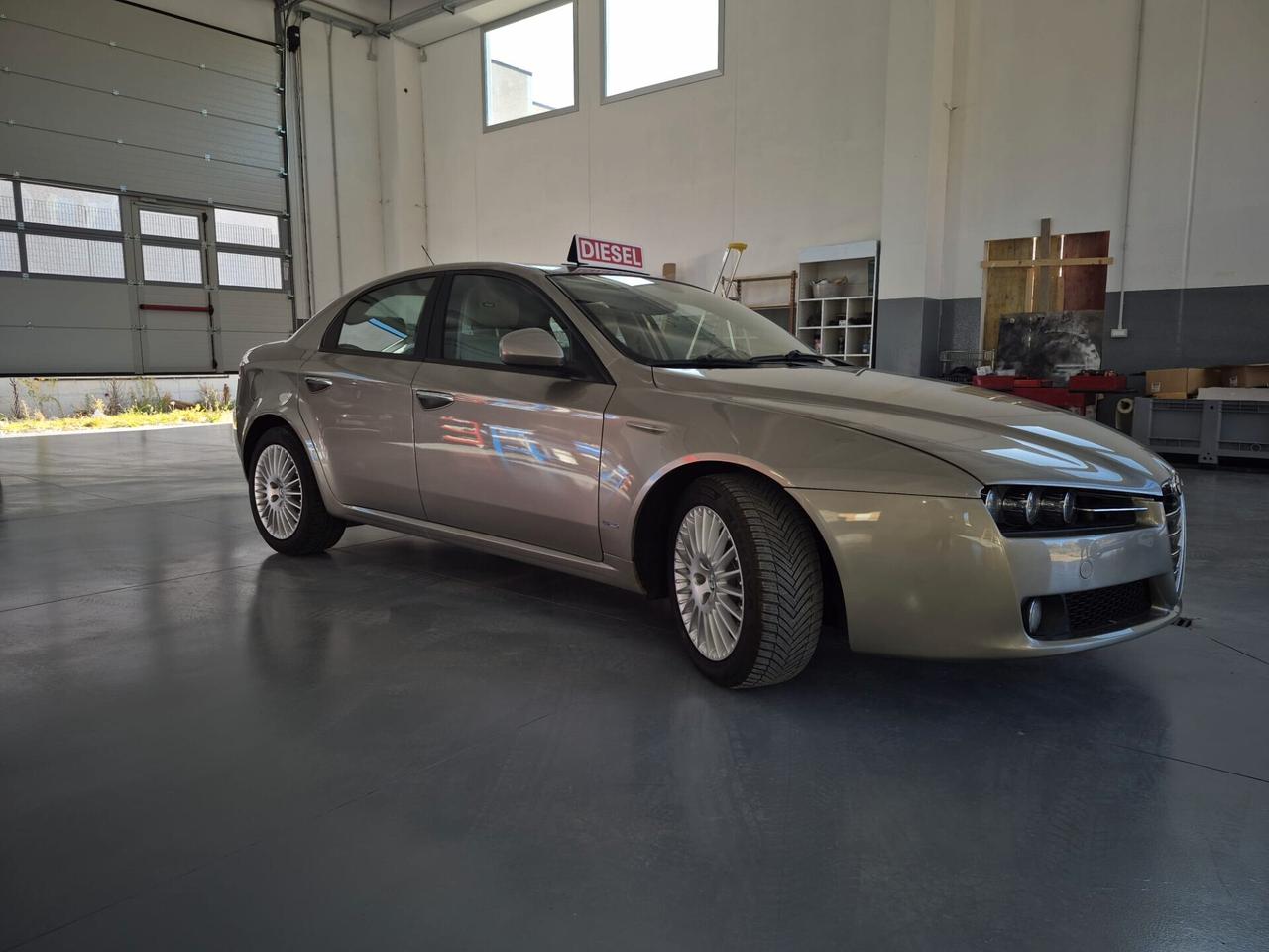 Alfa Romeo 159 2.0 JTDm Distinctive