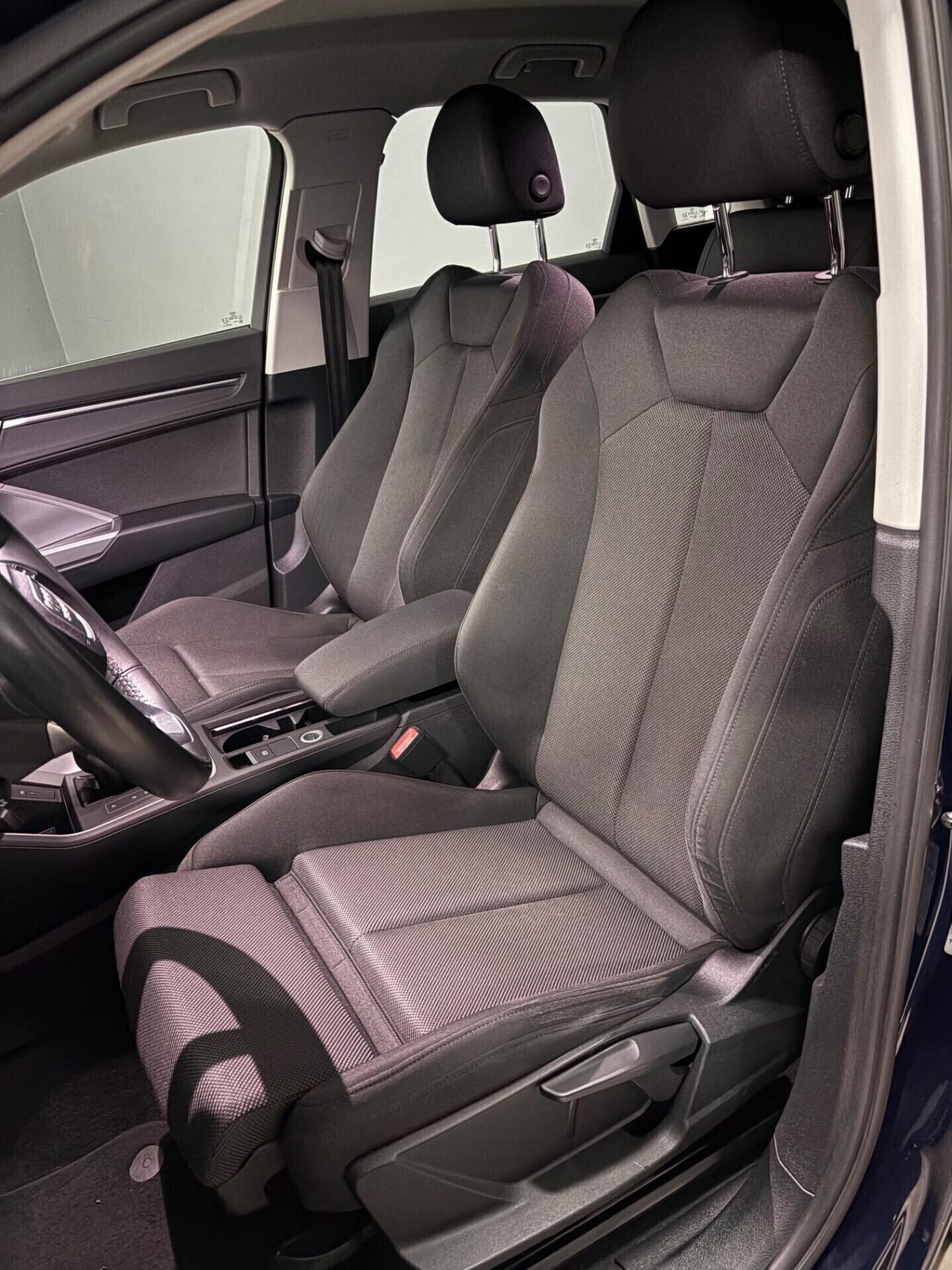 Audi Q3 40 TDI quattro S tronic Business Advanced