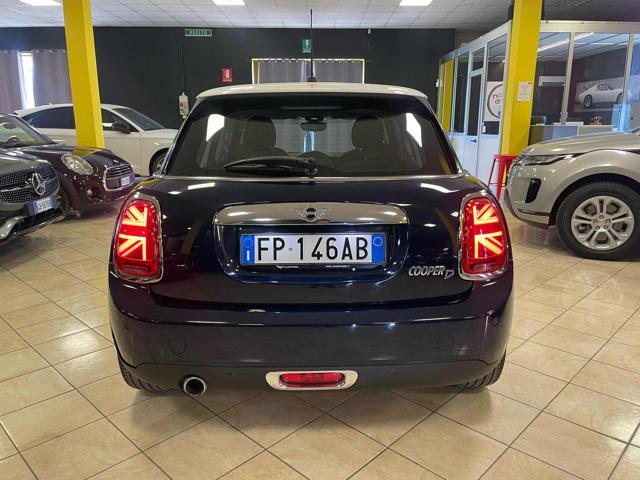 MINI Cooper D 1.5 Cooper D 5 porte *AUTOMATICO/LUCI/PDC*