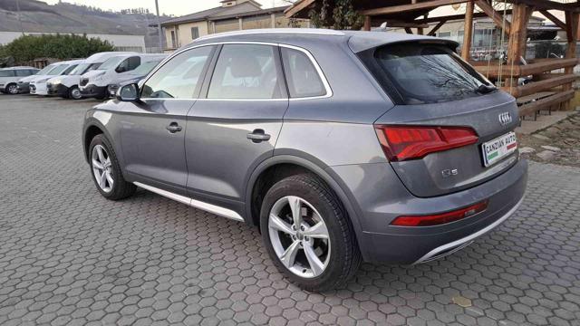 AUDI Q5 2.0 TDI quattro S tronic S line plus