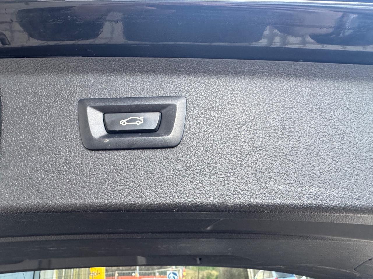 Bmw 2er Active Tourer 216d Advantage