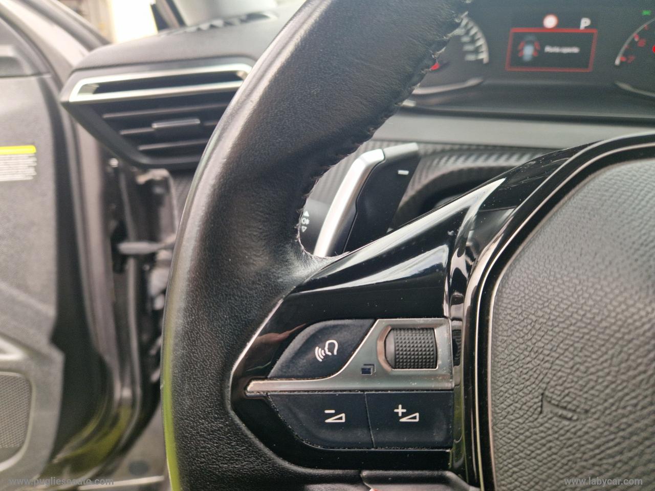 PEUGEOT 2008 BlueHDi 130 S&S EAT8 Allure