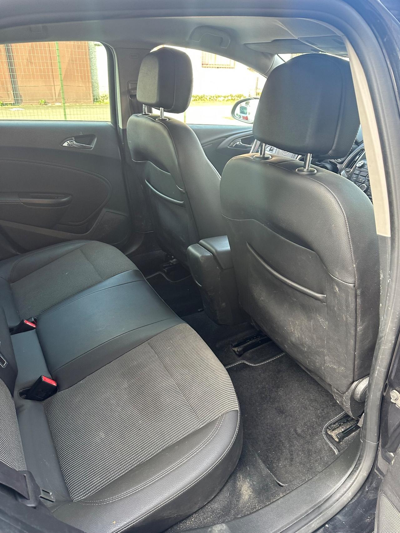 Opel Astra 1.4 100CV 5 porte Cosmo