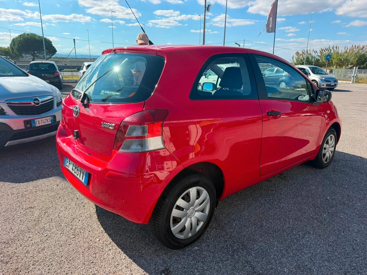 Toyota Yaris 1.0 3 porte Now
