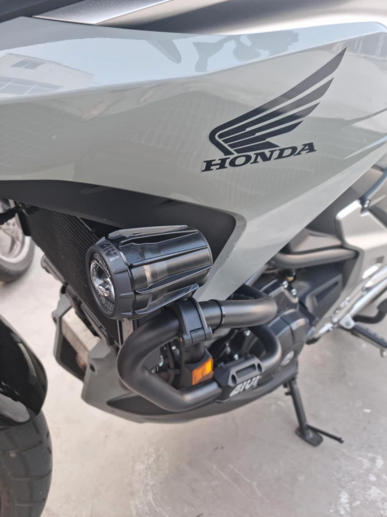HONDA NC 750 X DCT URBAN - 2024 - 5000 KM