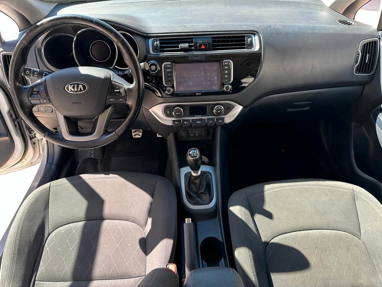 Kia Rio 1.1 CRDi 5p. Cool Adatta a Neopatentati