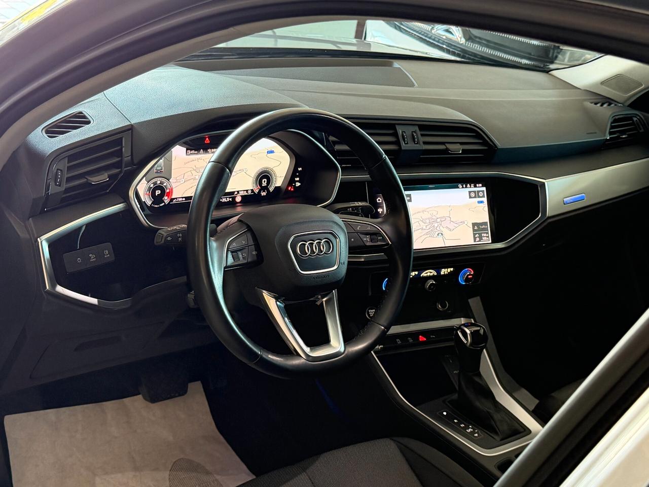 Audi Q3 35 2.0 TDI 150 cv. S Tronic BUSINESS ADVANCED
