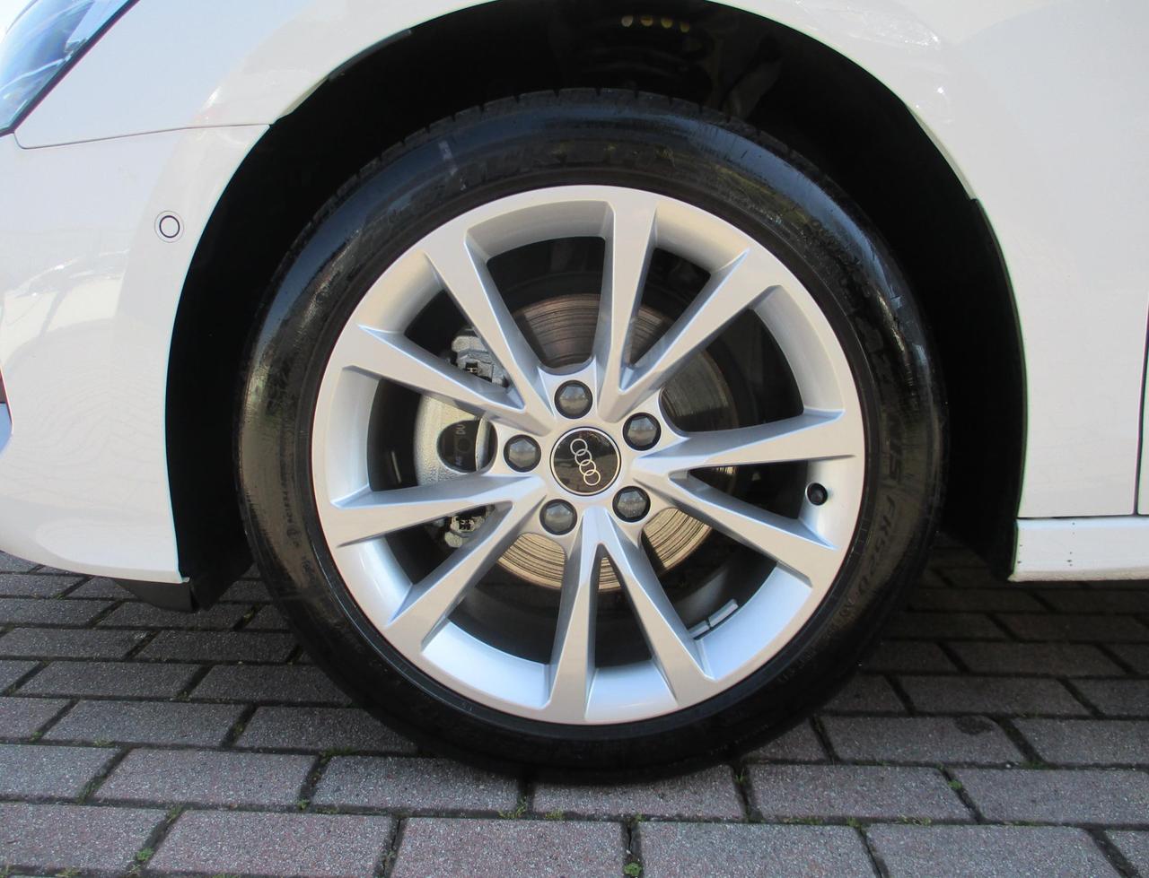 Audi A3 Sportback 1.5 tfsi mhev Business Advanced 116cv s-tronic - OK Neopatentati