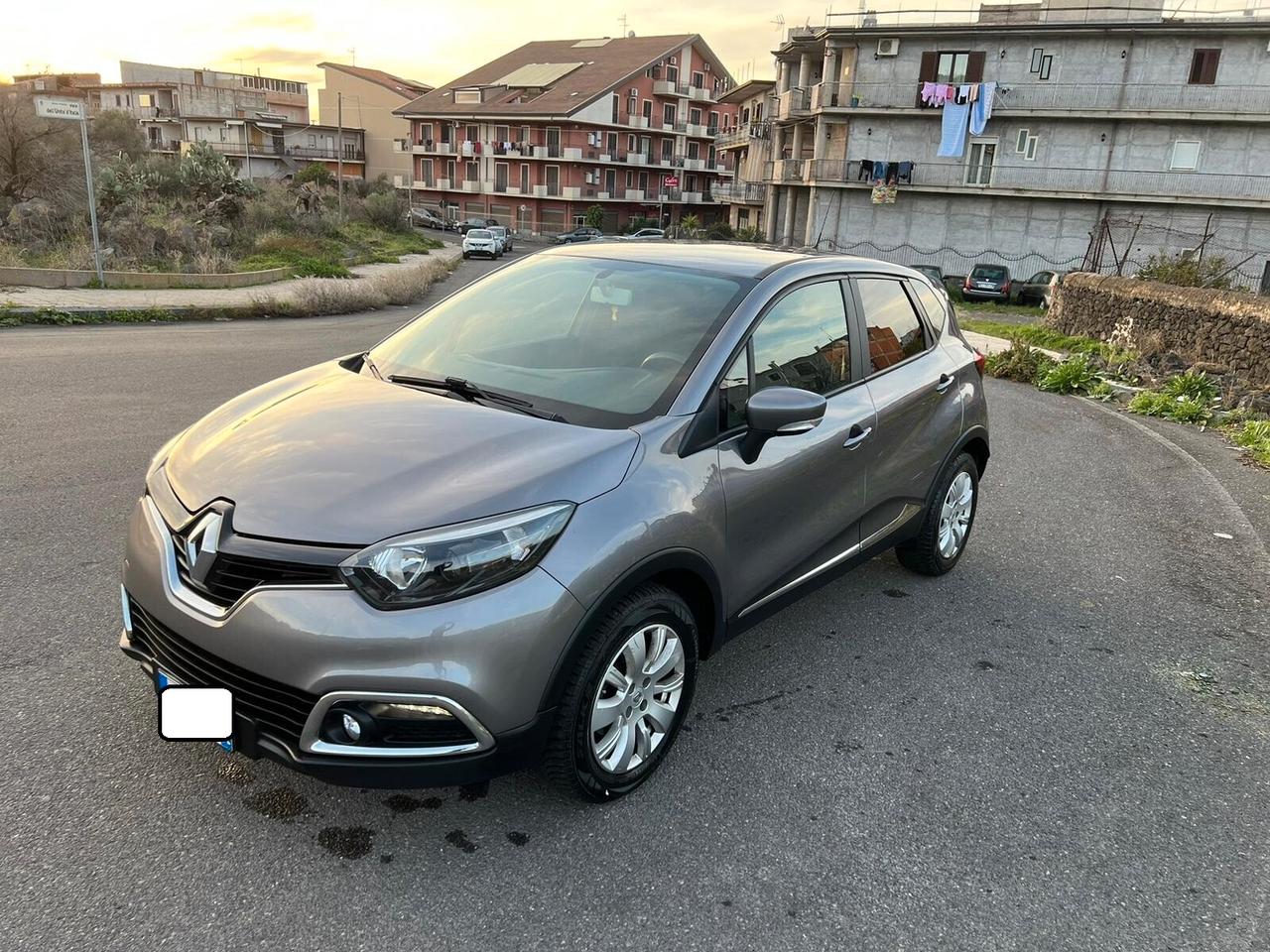 Renault Captur 1.5DCI PARI AL NUOVO FULL 2014