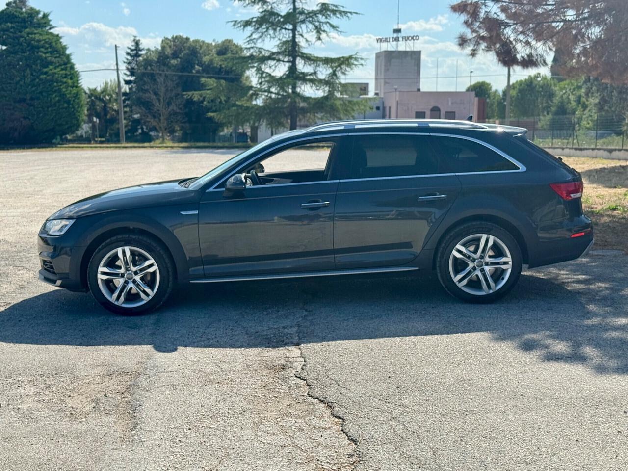 Audi A4 allroad 2.0 TDi 190CV S-tronic IVA ESPOSTA