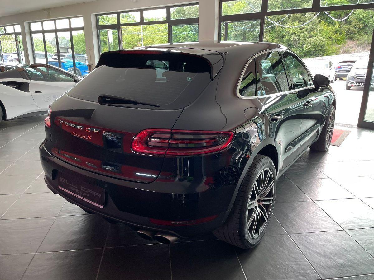 PORSCHE MACAN 3.0d