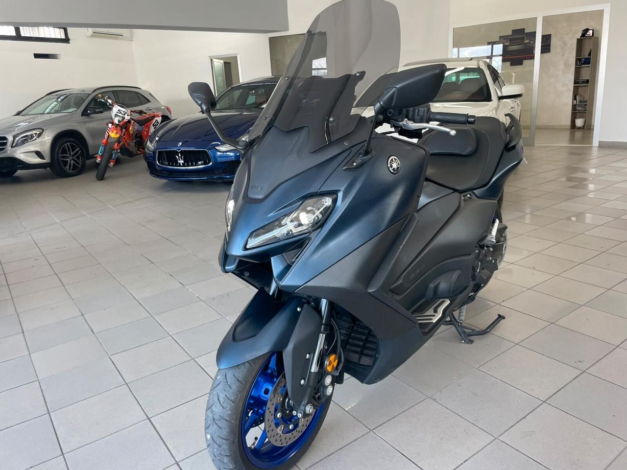 Yamaha T Max 560