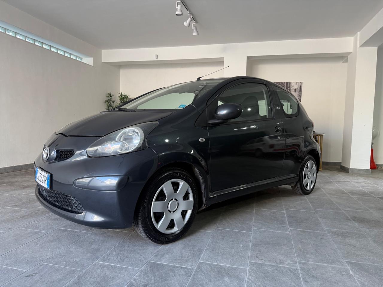 Toyota Aygo 1.0 12V VVT-i 3 porte Sol