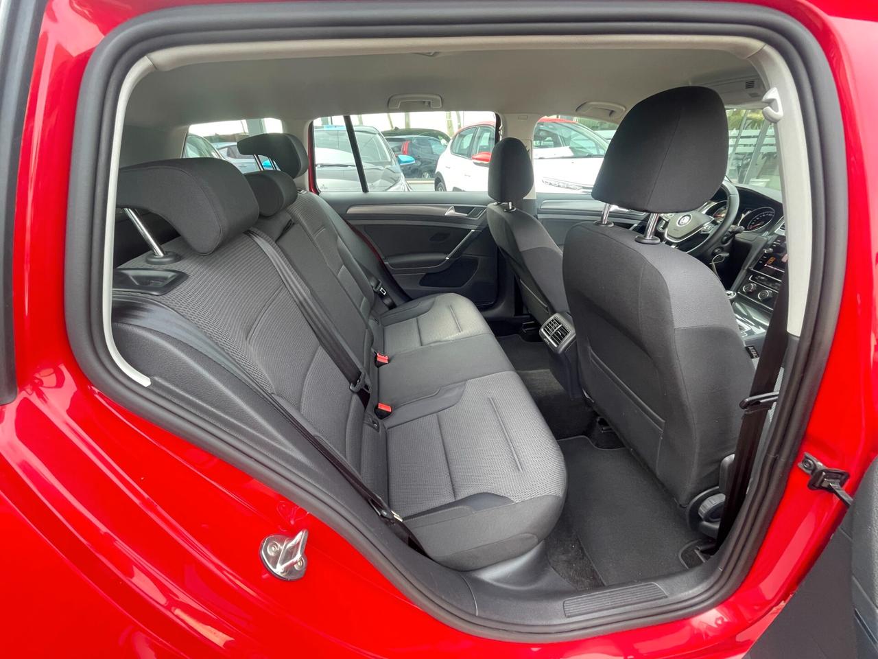 Volkswagen Golf Variant 1.6 TDI 115 CV Business BlueMotion Technology