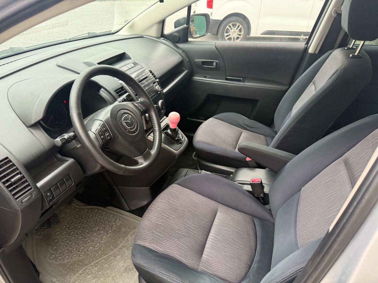 Mazda 5 - 7 POSTI