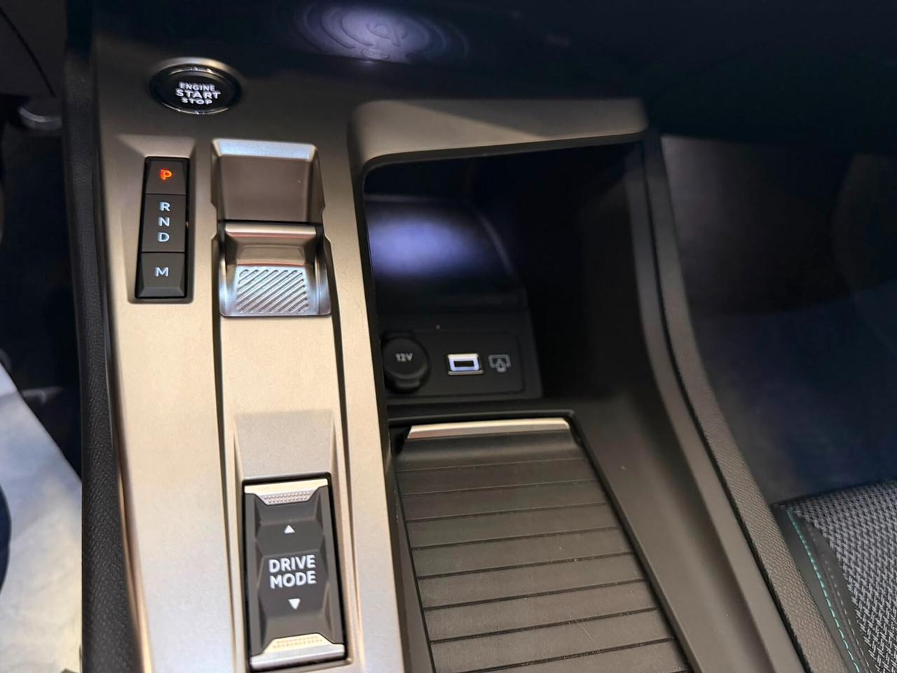 Peugeot 408 Hybrid 136 e-DCS6 Allure RATE A PARTIRE DA 255 € AL MESE