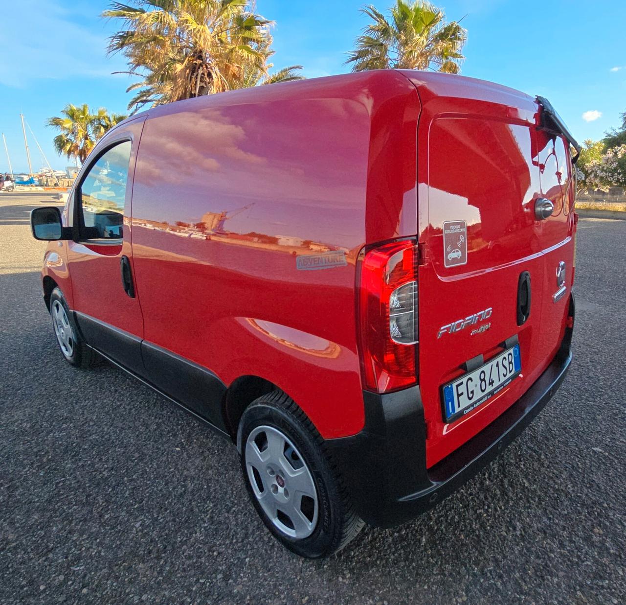 Fiat Fiorino 1.3 MJT 95CV Combinato Adventure