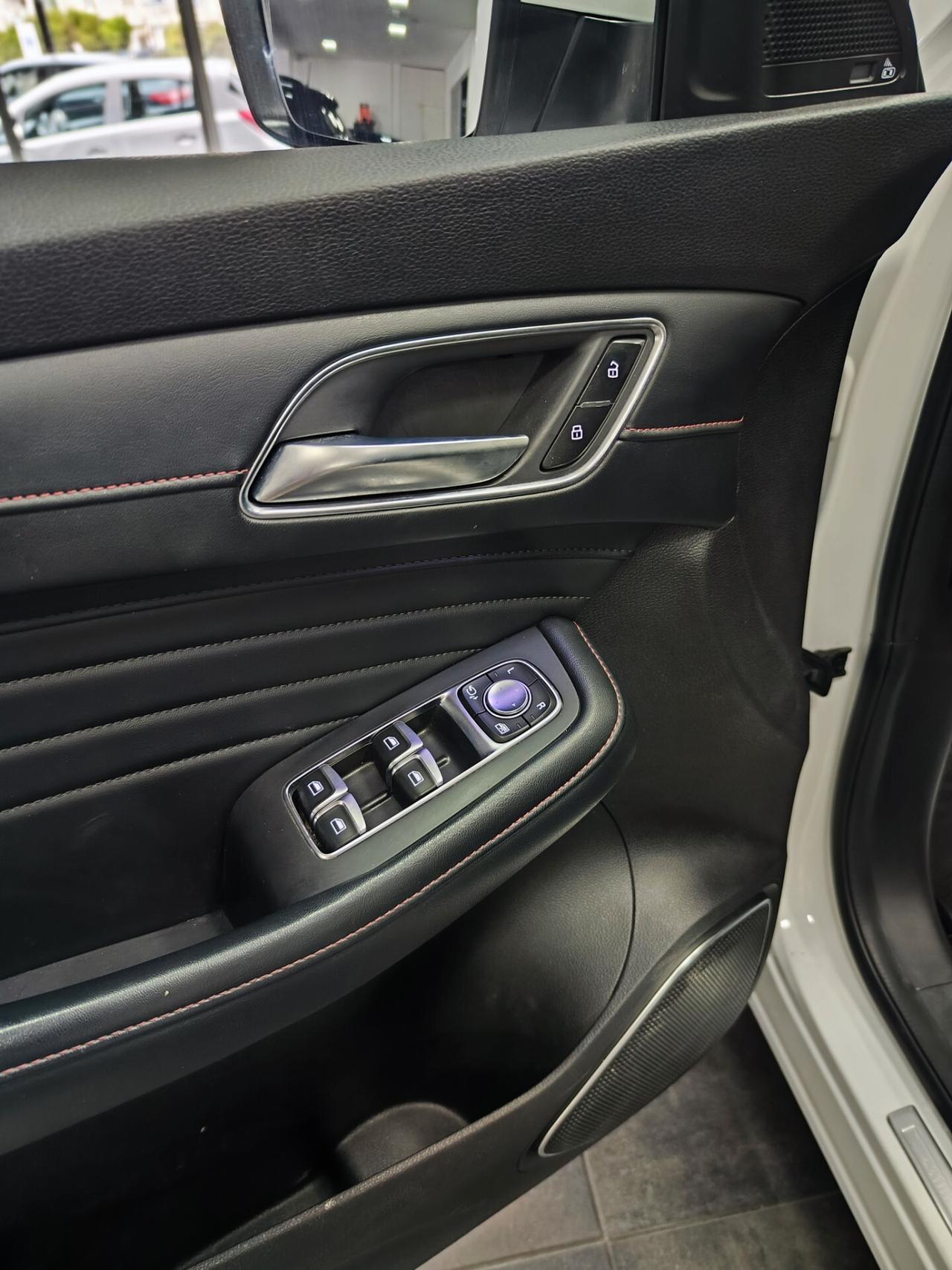 MG EHS 1,5 160CV Plug-in Hybrid Exclusive TETTO LED
