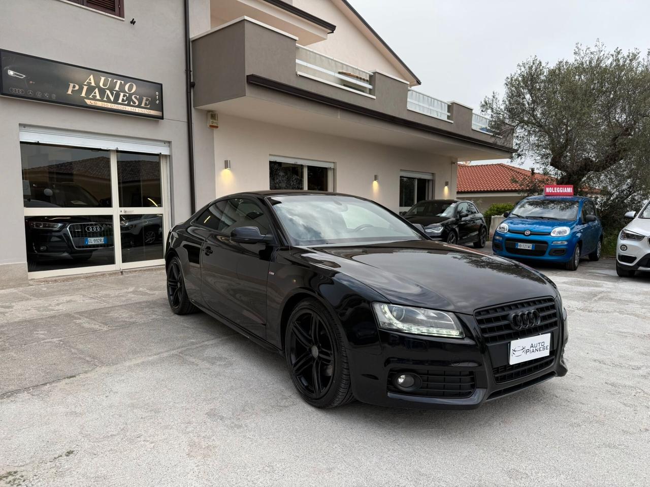 Audi A5 Coupè 2.0 Tdi 170Cv S-Line Total Black