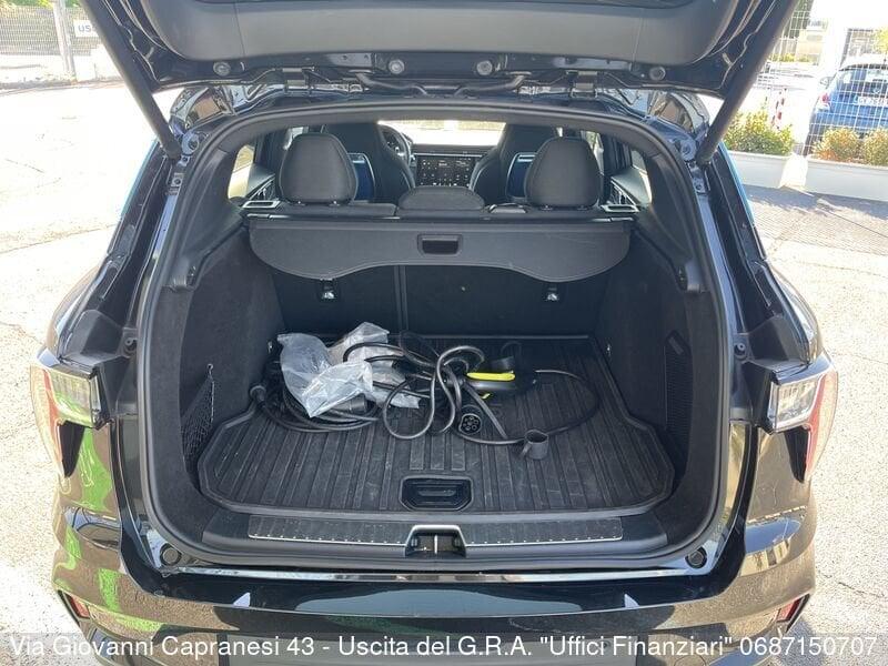 Lynk & Co 01 01 PHEV