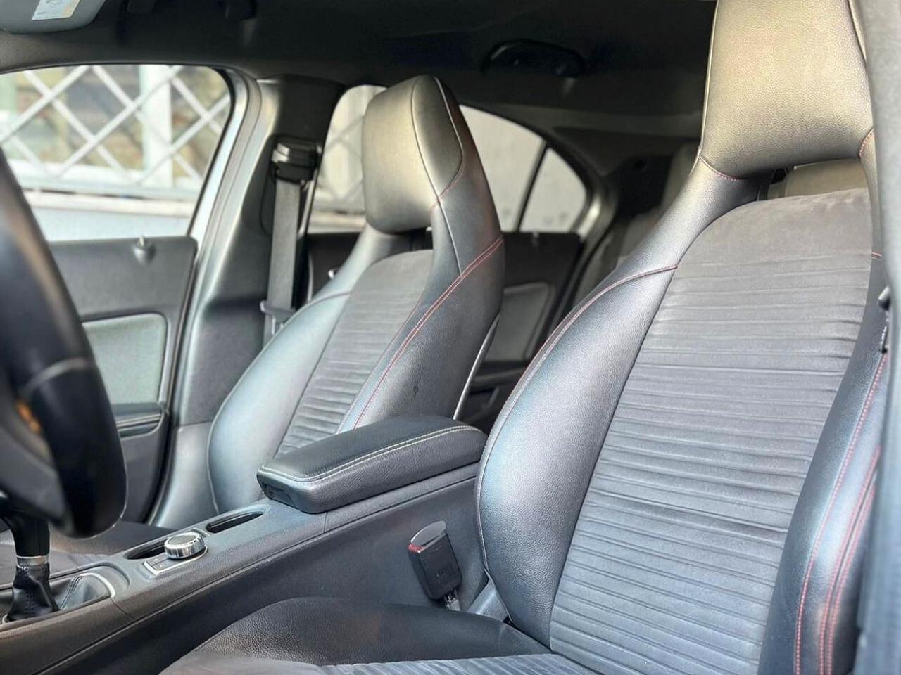 Mercedes-benz A 180 d Premium