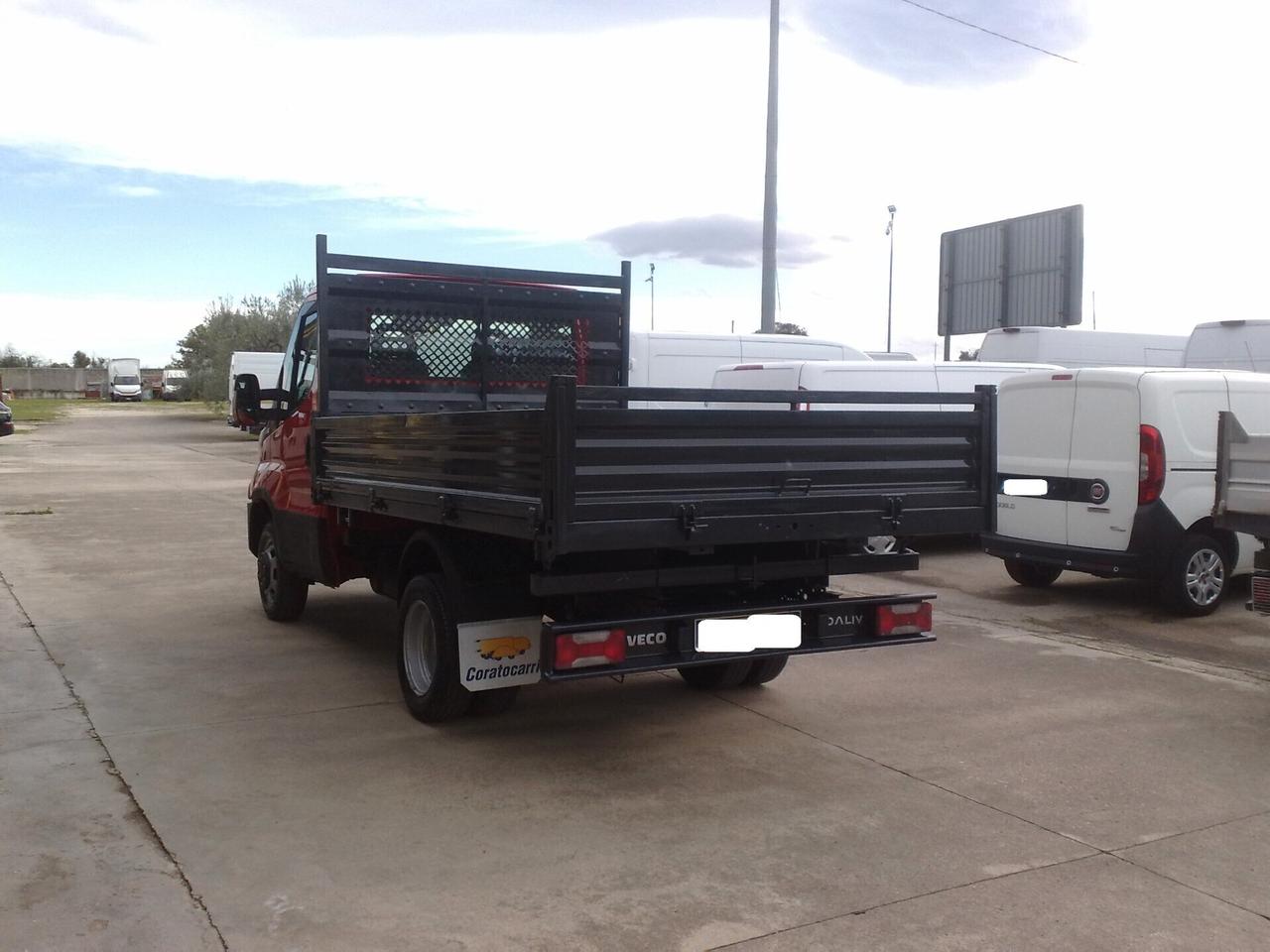 Iveco Daily 35c12 RIBALTABILE TRILATERALE - 2017