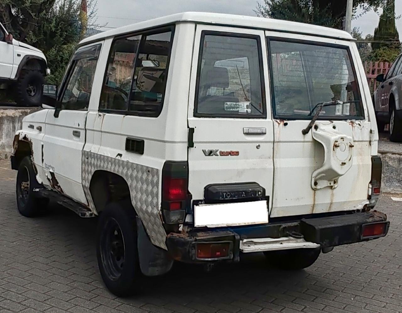 Toyota Land Cruiser II 2.4 turbodiesel LJ70 VX