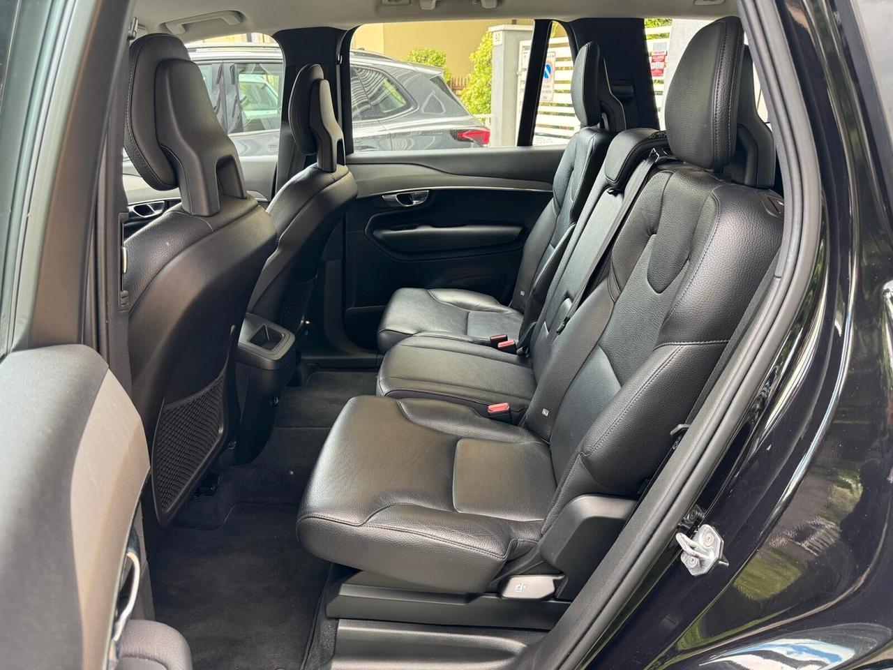 VOLVO XC90 B5 (d) AWD Geartronic 7 posti R-DESING