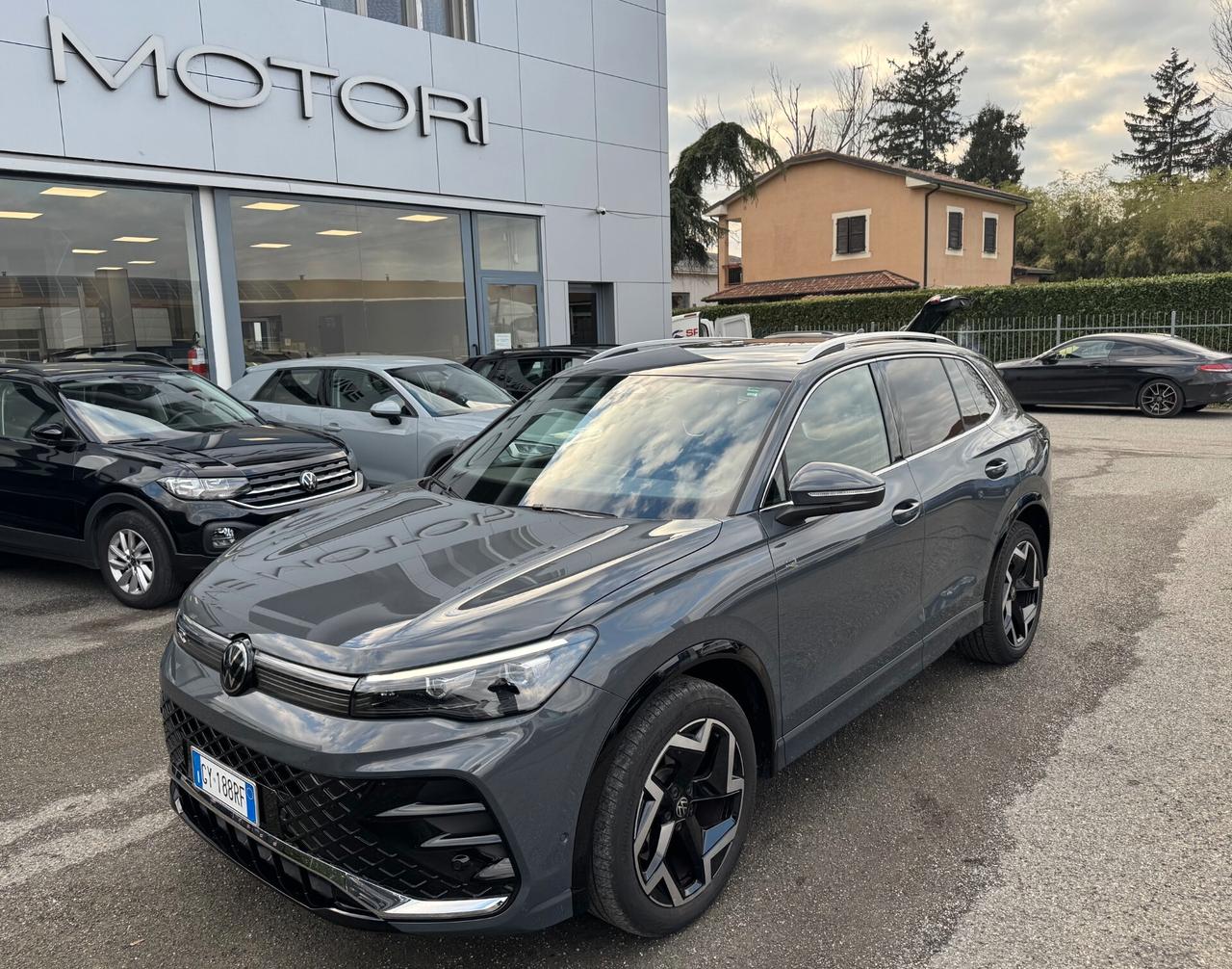 Volkswagen Tiguan 2.0 TDI R-Line 150cv DSG
