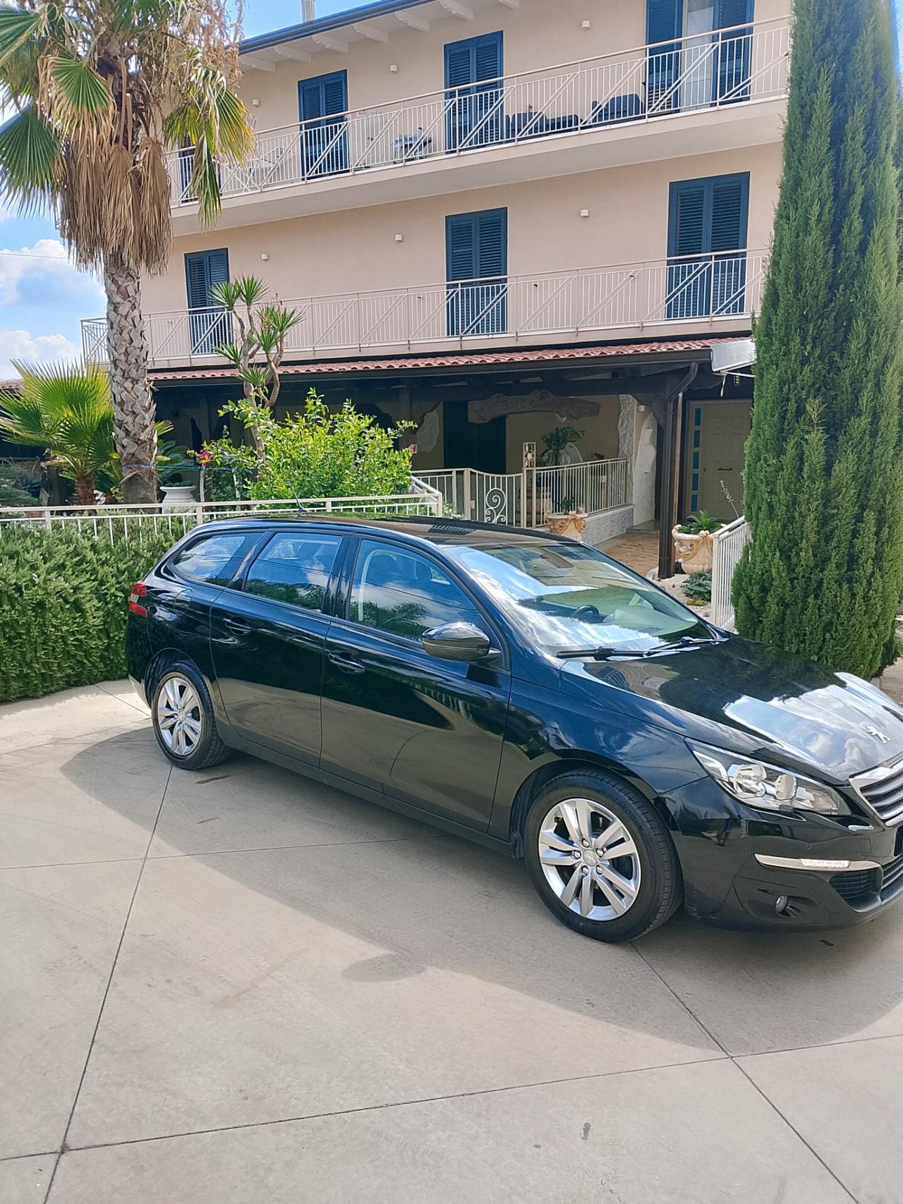 Peugeot 308 1.6 e-HDi 115 CV Stop&Start SW Allure