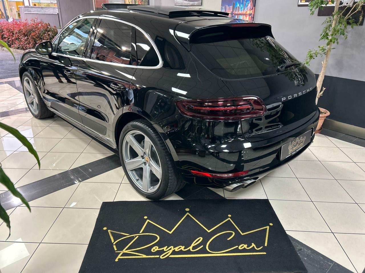 Porsche Macan S