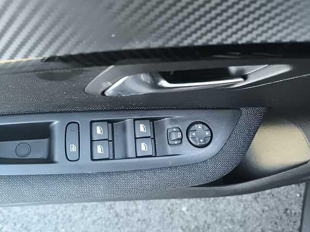 Peugeot 208 PureTech 75 Stop&Start 5 porte Style