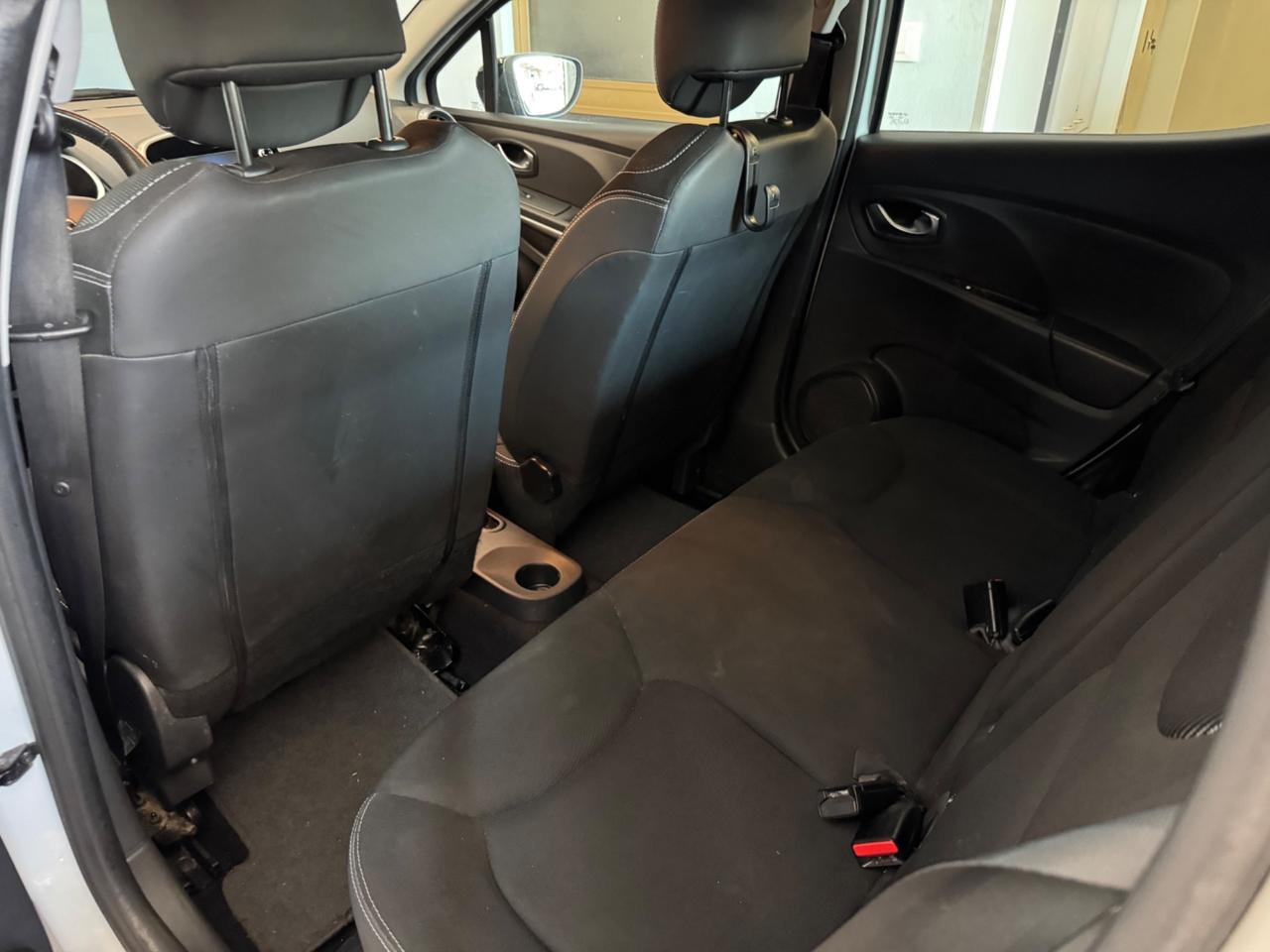 Renault Clio 1.2 75CV 5 porte Costume National