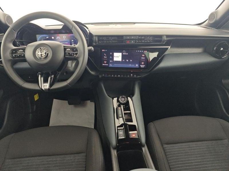 Alfa Romeo Junior 1.2 145 CV Hybrid eDCT6