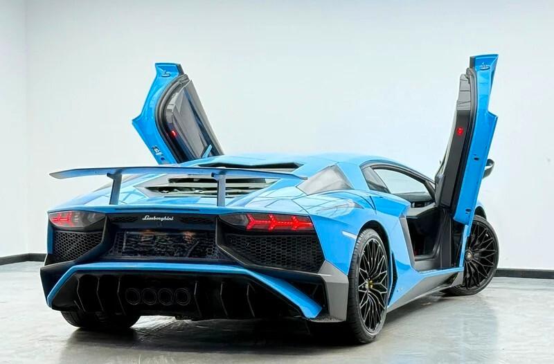 Lamborghini Aventador SV 6.5 V12 NOLEGGIO LUNGO TERMINE - LEASING FULL INCLUSIVE