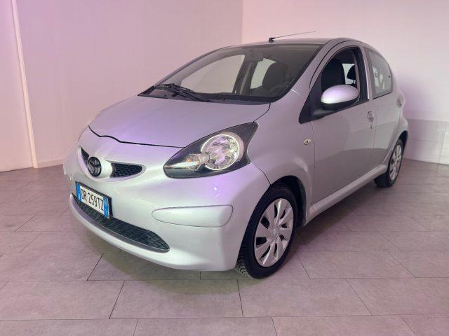 TOYOTA Aygo 1.0 12V VVT-i 5 porte Griffe