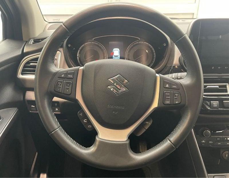 Suzuki S-Cross 1.4 Hybrid Top+