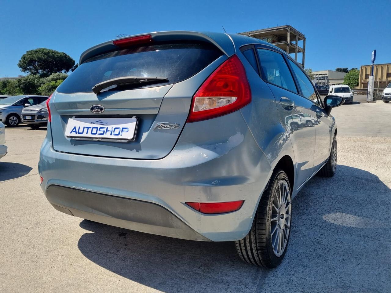 Ford Fiesta 1.4 5 porte Bz.- GPL Titanium