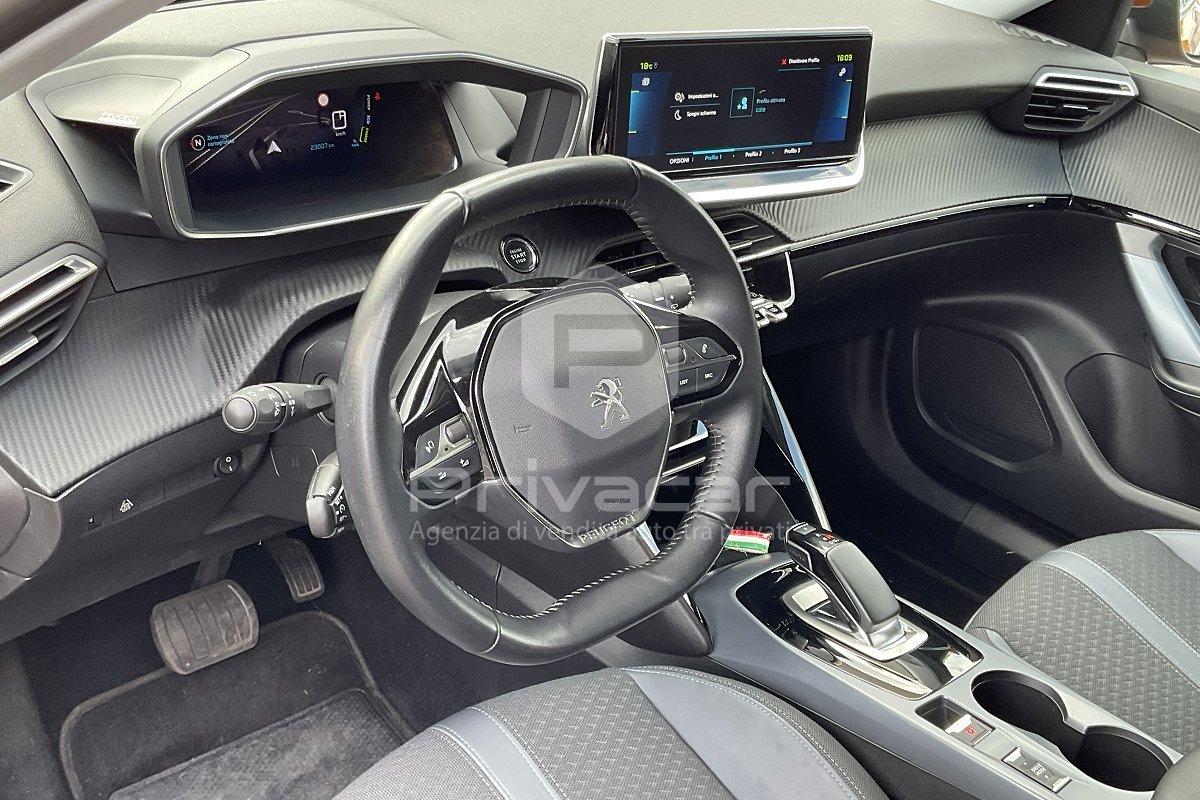 PEUGEOT 2008 motore elettrico 136 CV Allure